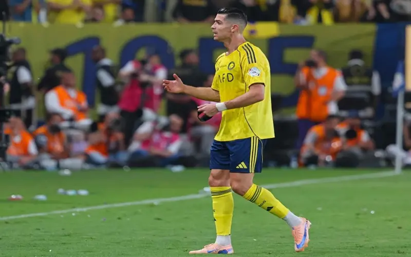 خطأ حارس النصر يؤجل تتويج الفريق بطلا للدوري السعودي